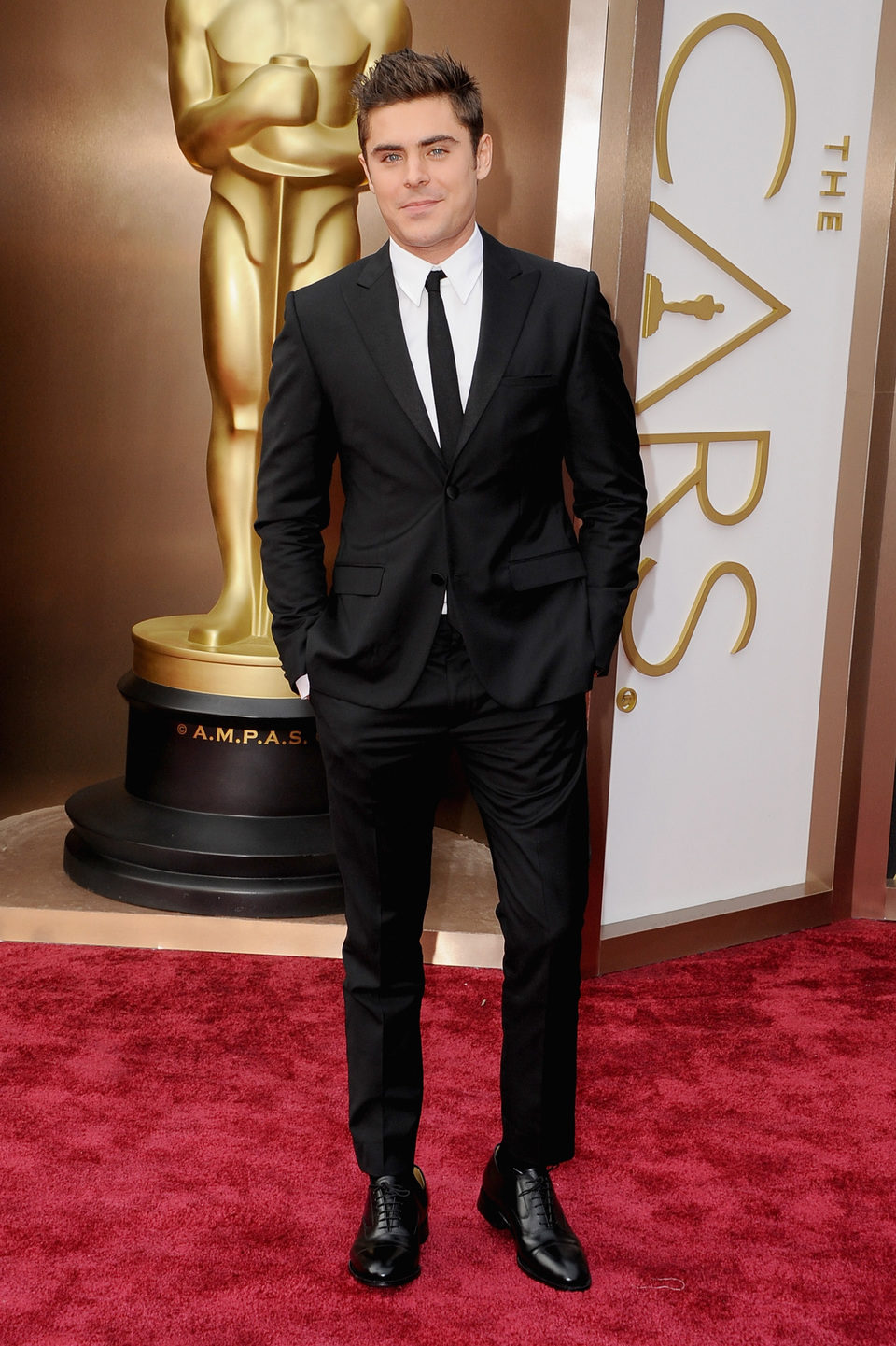 Zac Efron at the 2014 Oscars