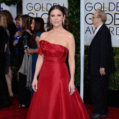 Catherine Zeta-Jones at the Golden Globes 2015 red carpet