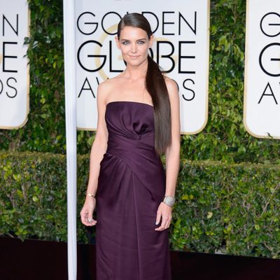 Katie Holmes at the Golden Globes 2015 red carpet