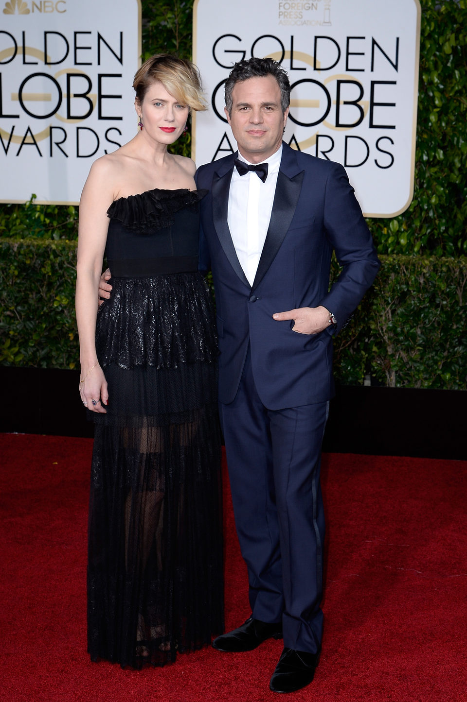 Mark Ruffalo and Sunrise Coigney at the Golden Globes 2015 red carpet