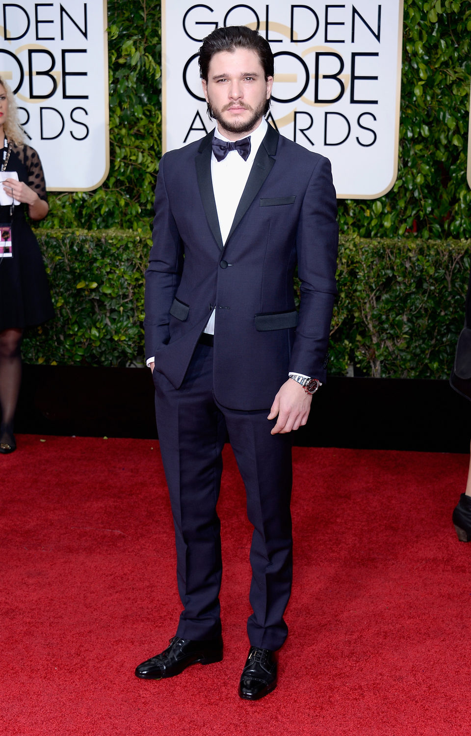 Kit Harington at the Golden Globes 2015 red carpet