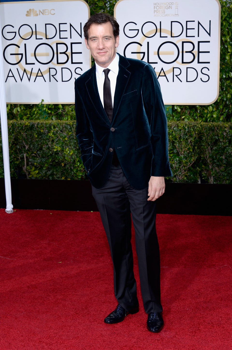 Clive Owen at the Golden Globes 2015 red carpet