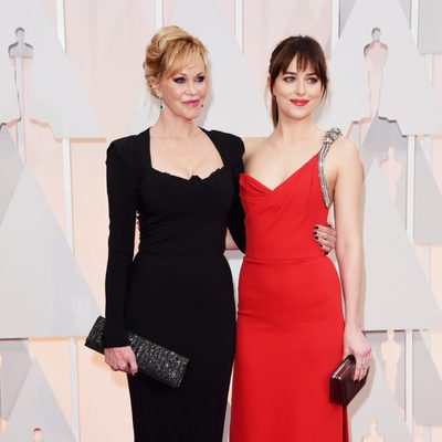 Dakota Johnson and Melanie Griffth at the Oscar 2015 red carpet