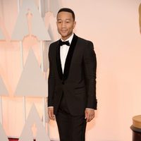 John Legend pose at the red carpet of the Oscar 2015