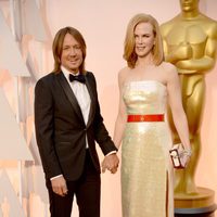 Nicole Kidman next to his husband Keith Urban at the Oscars Awards 2015 red carpet