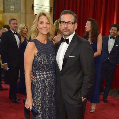 Steve Carell next to his wife Nancy Carell at the Oscars Awards 2015 red carpet