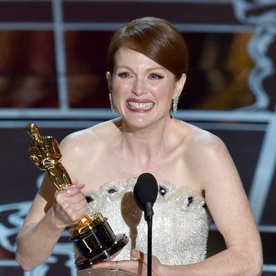 Julianne Moore wins the Best Actress award at the Oscars 2015