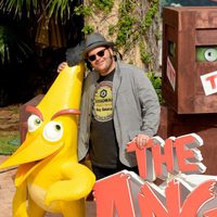 Josh Gad and his bird at the Summer of Sony 2015