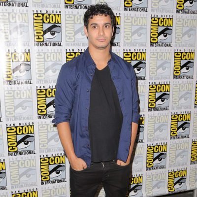 Elyes Gabel at the Comic-Con 2015