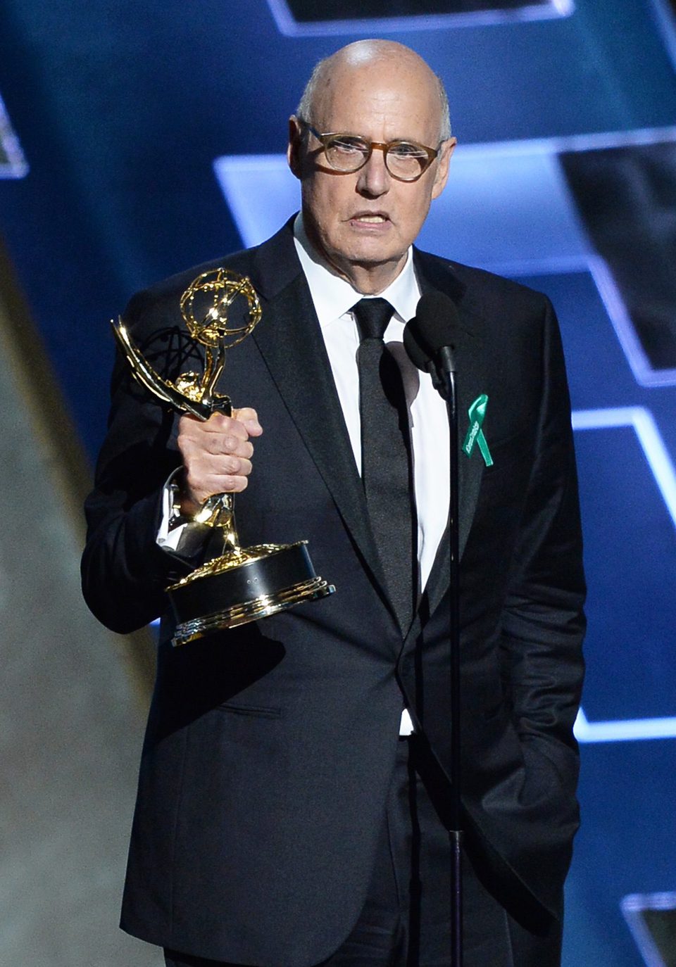 Jeffrey Tambor receiving the 2015 Emmy Award