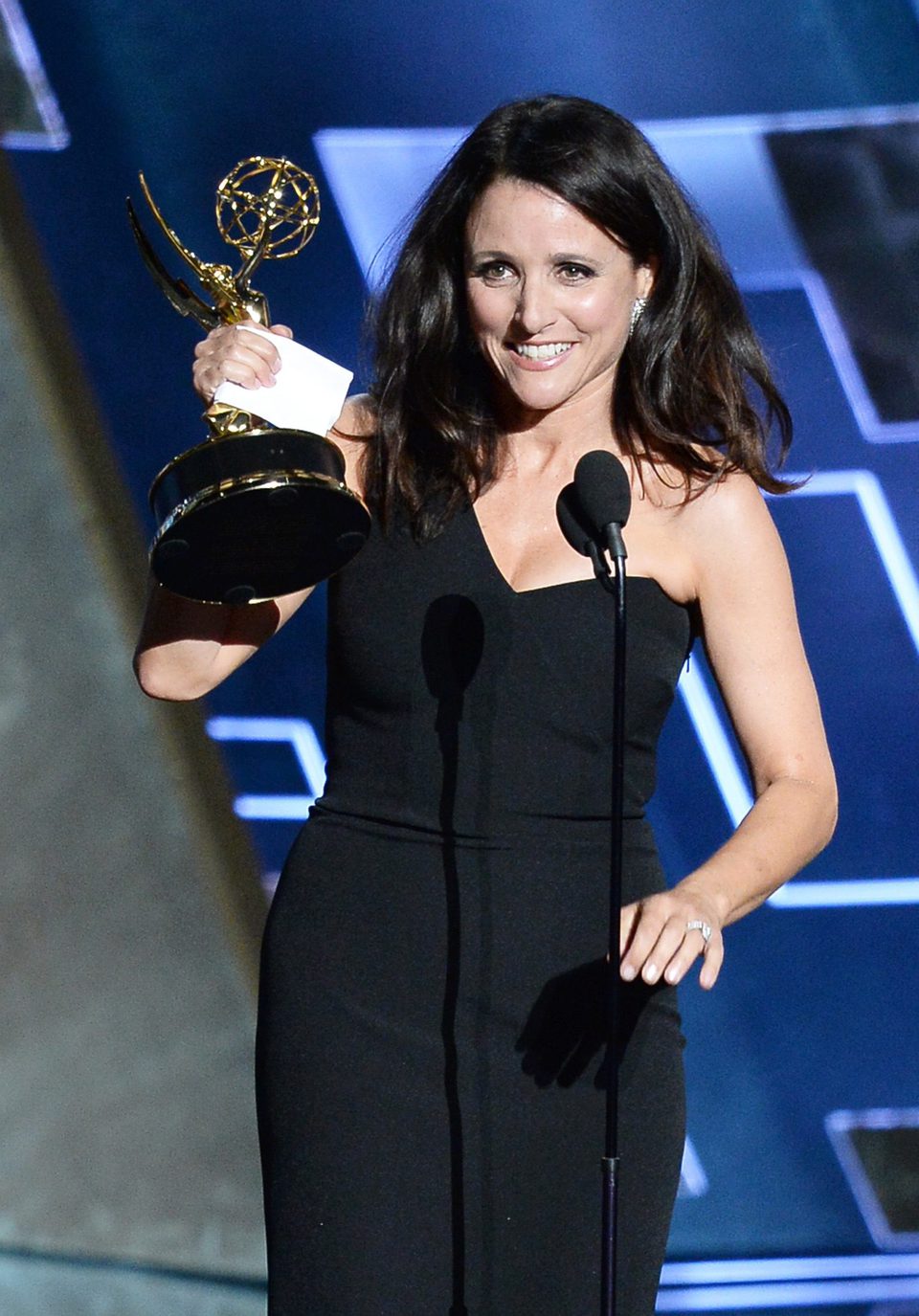 Julia Louis Dreyfus receiving the 2015 Emmy Award