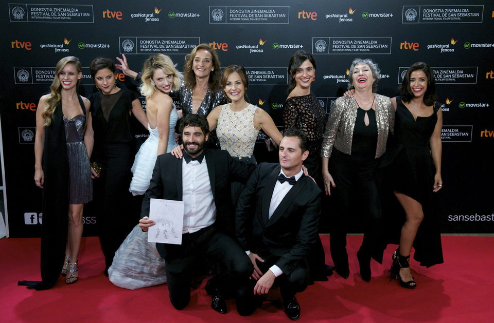 Manuela Velles, Vero Moral, Leticia Dolera, Consuelo Trujillo, Paula Ortiz, Luisa Gavasa, Inma Cuesta, Alex Garcia and Asier Etxeandia attend the red carpe