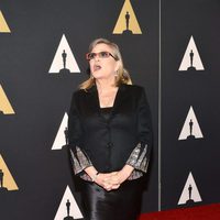 Carrie Fisher at Gorvernor's Awards 2015 red carpet