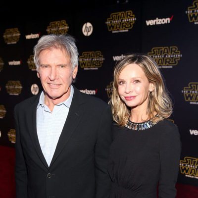 Harrison Ford and his wife in the 'Star wars: The Force Awakens' premiere