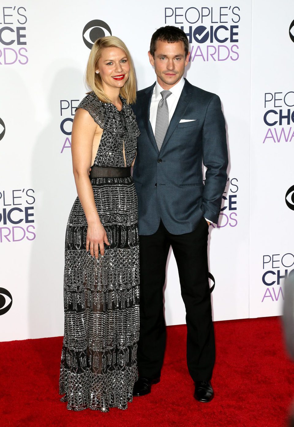 Claire Danes and her husband Hugh Dancy in the People's Choice Awards 2016