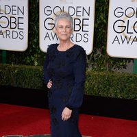 Jamie Lee Curtis in the 2016 Golden Globes red carpet