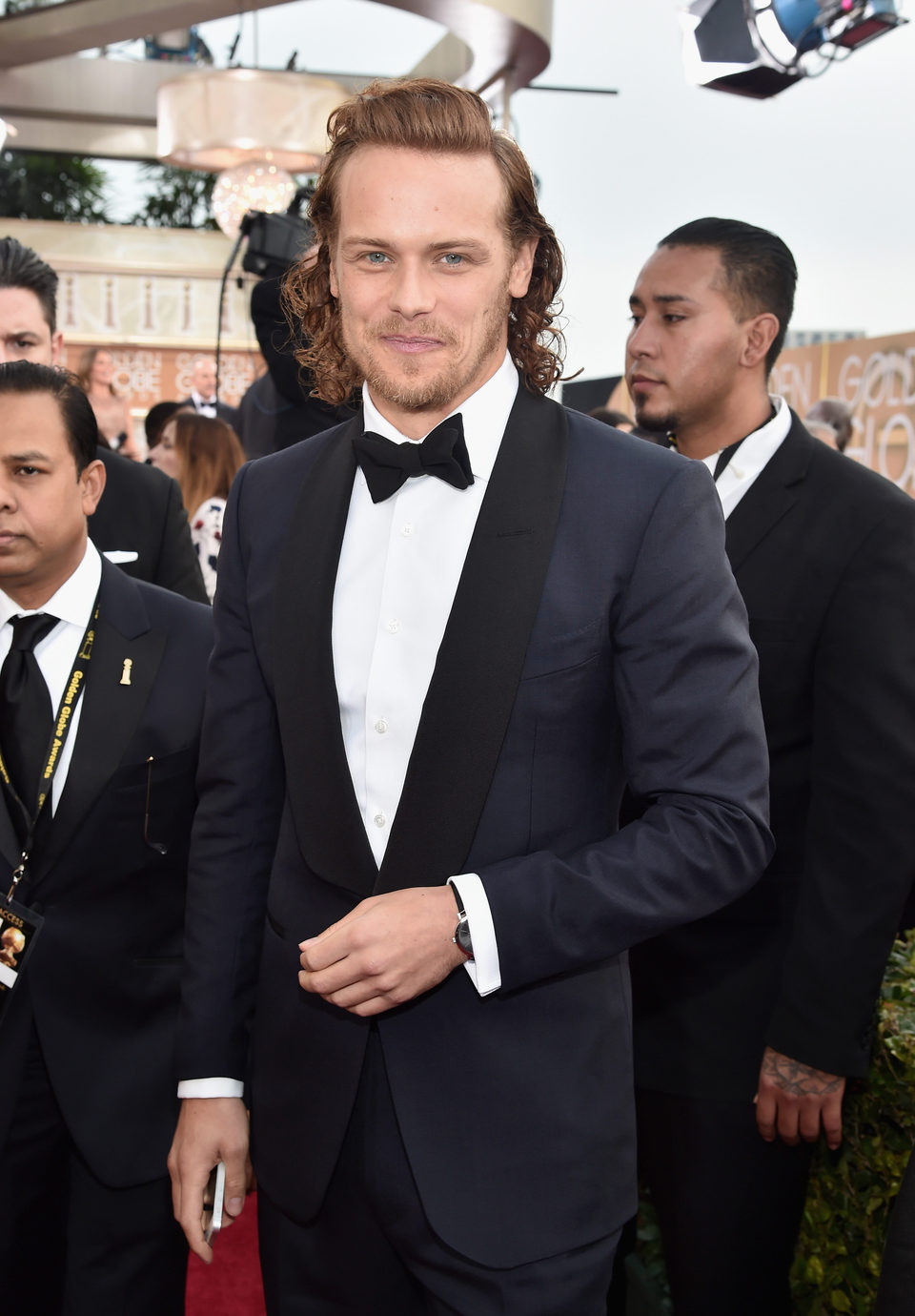 Sam Heughan at the 2016 Golden Globes red carpet