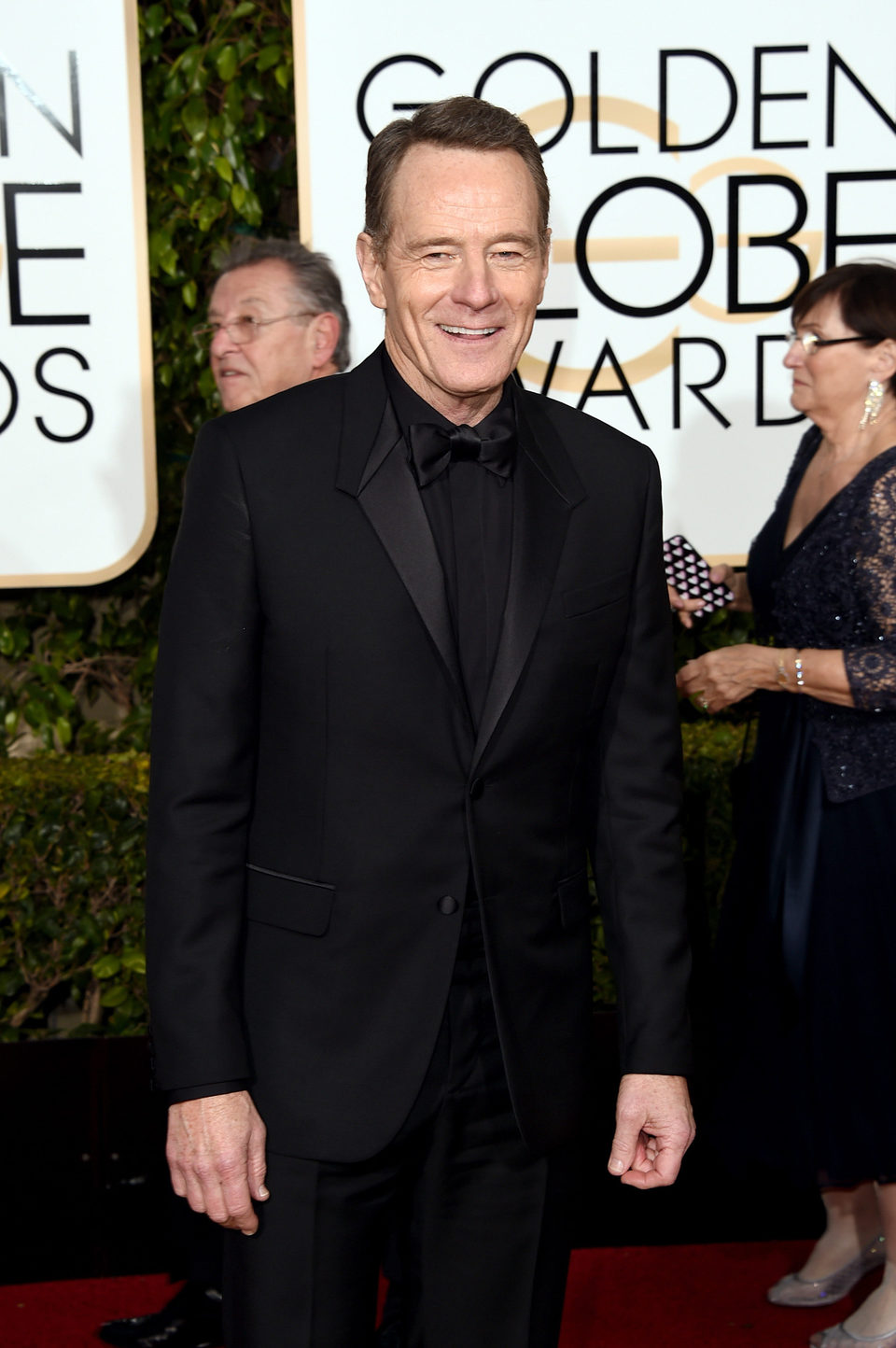 Bryan Cranston at the 2016 Golden Globes red carpet