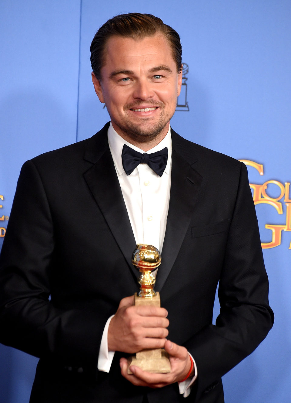 Leonardo DiCaprio wins the Golden Globe for 'The Revenant'