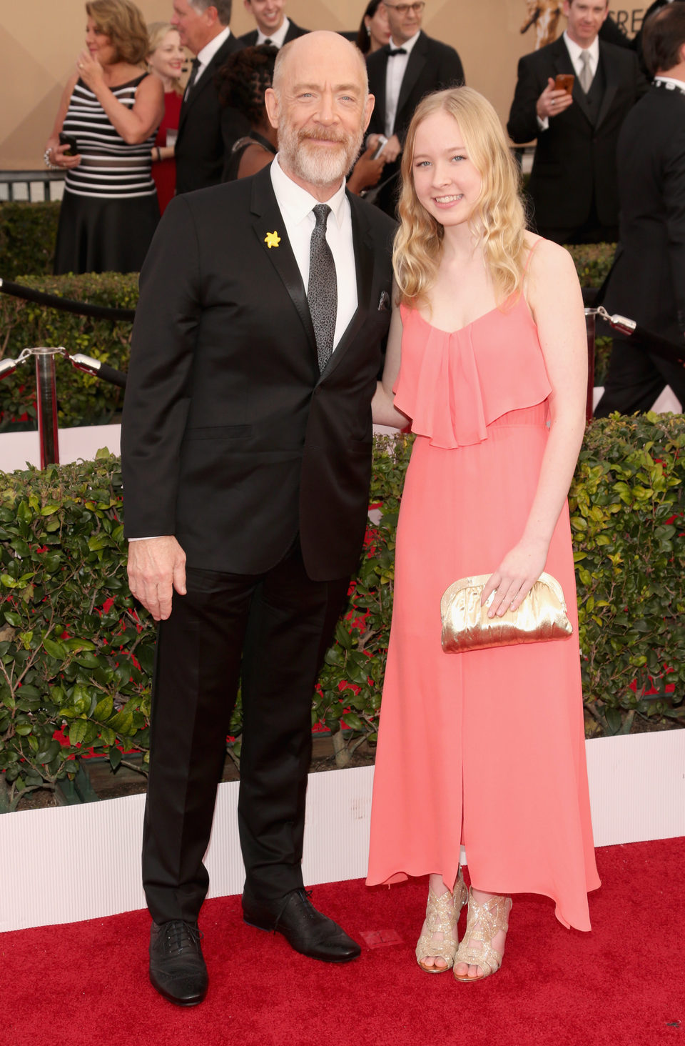 J.K. Simmons and Olivia Simmons in red carpet of SAG Awards 2016