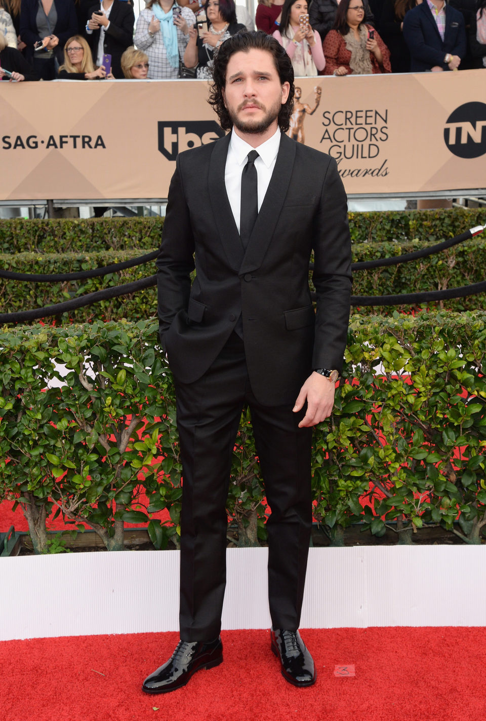 Kit Harington in the red carpet of SAG Awards 2016