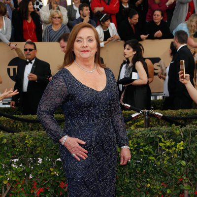 Dale Soules at the SAG Awards 2016 red carpet