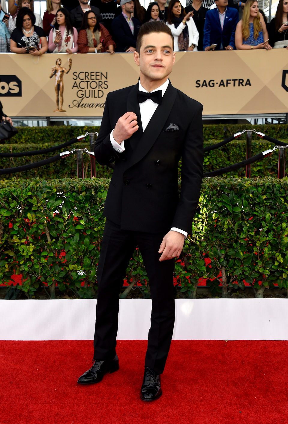 Rami Malek in red carpet of SAG Awards 2016