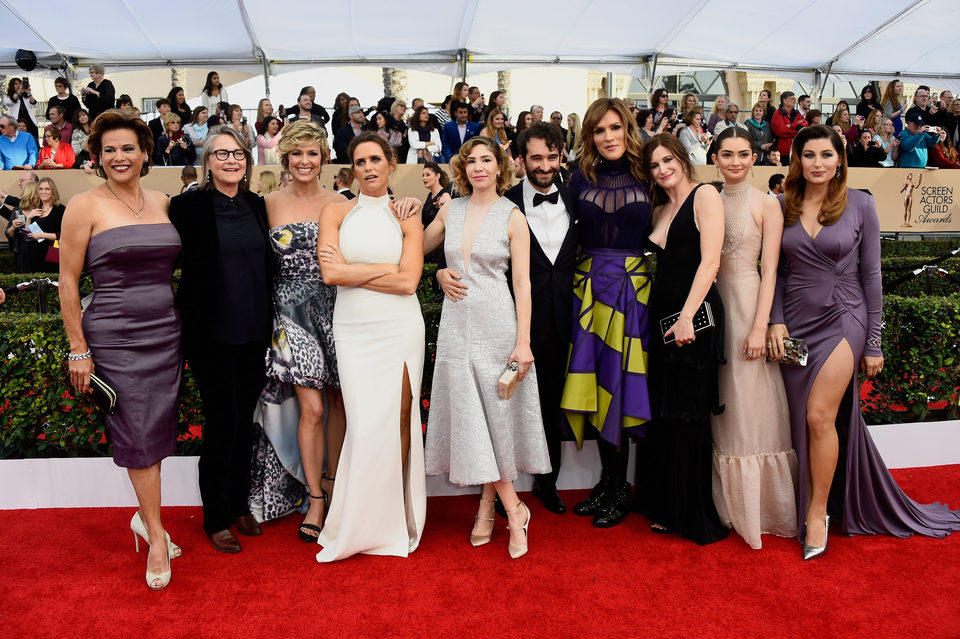 The cast of 'Transparent' at the SAG Awards 2016 red carpet