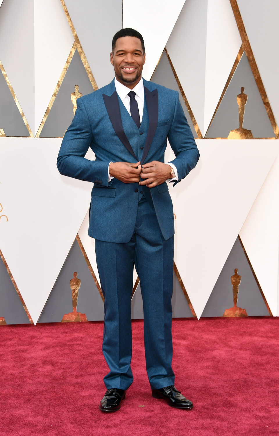 Michael Strahan at the Oscars 2016 red carpet