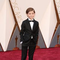 Jacob Tremblay at the Oscars 2016 red carpet