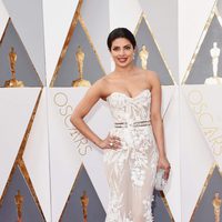 Priyanka Chopra at the Oscars 2016 red carpet