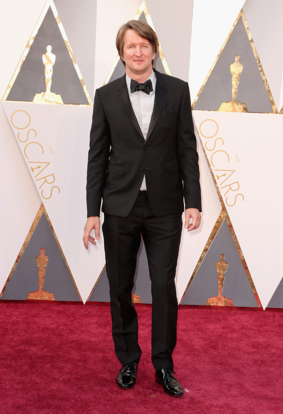 Tom Hooper at the Oscars 2016 red carpet