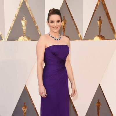 Tina Fey at the Oscars 2016 red carpet