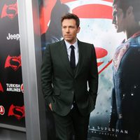 Ben Affleck poses at 'Batman v Superman' Premiere in New York