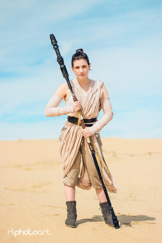 Julianne, the soon-to-be-bride, dressed up as Rey