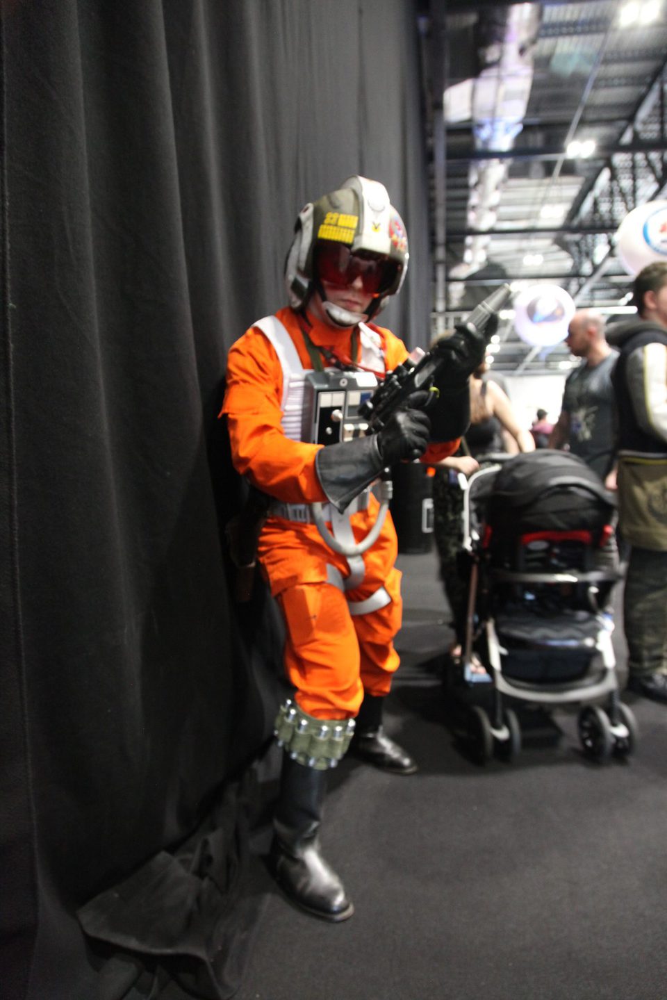 Resistance Soldier Cosplay in Star Wars Celebration 2016