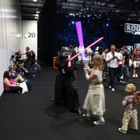 Kylo Ren and Rey Cosplay in Star Wars Celebration 2016