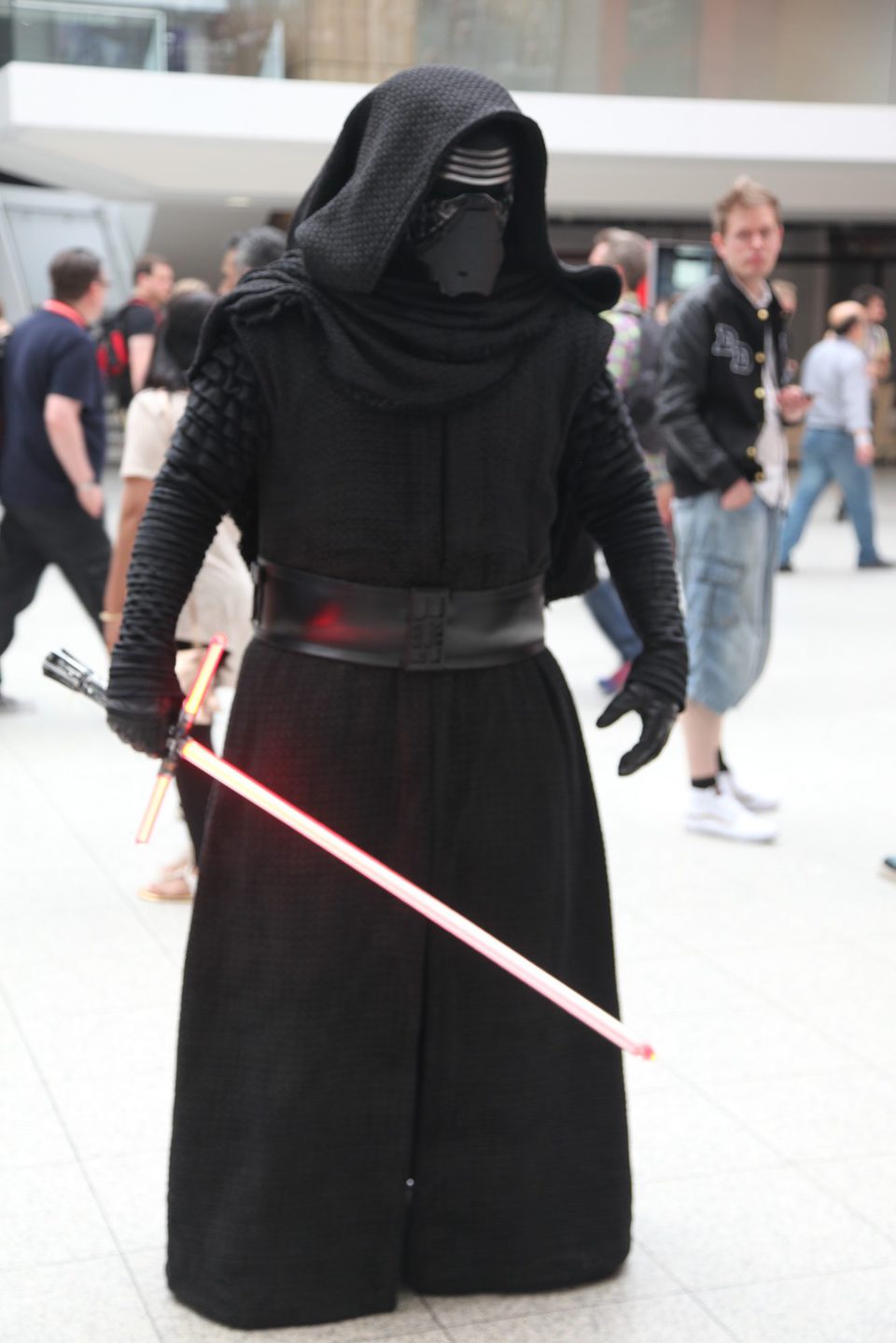 Kylo Ren Cosplay in Star Wars Celebration 2016