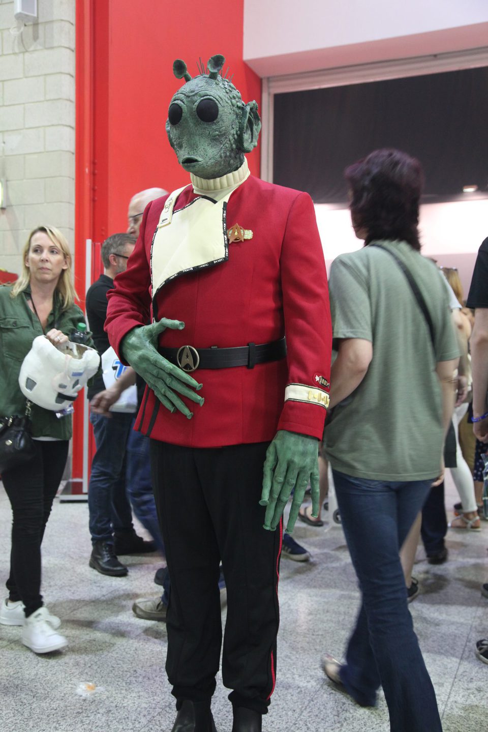 Greedo Cosplay in Star Wars Celebration 2016