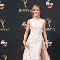 Felicity Huffman at the Emmys 2016 red carpet