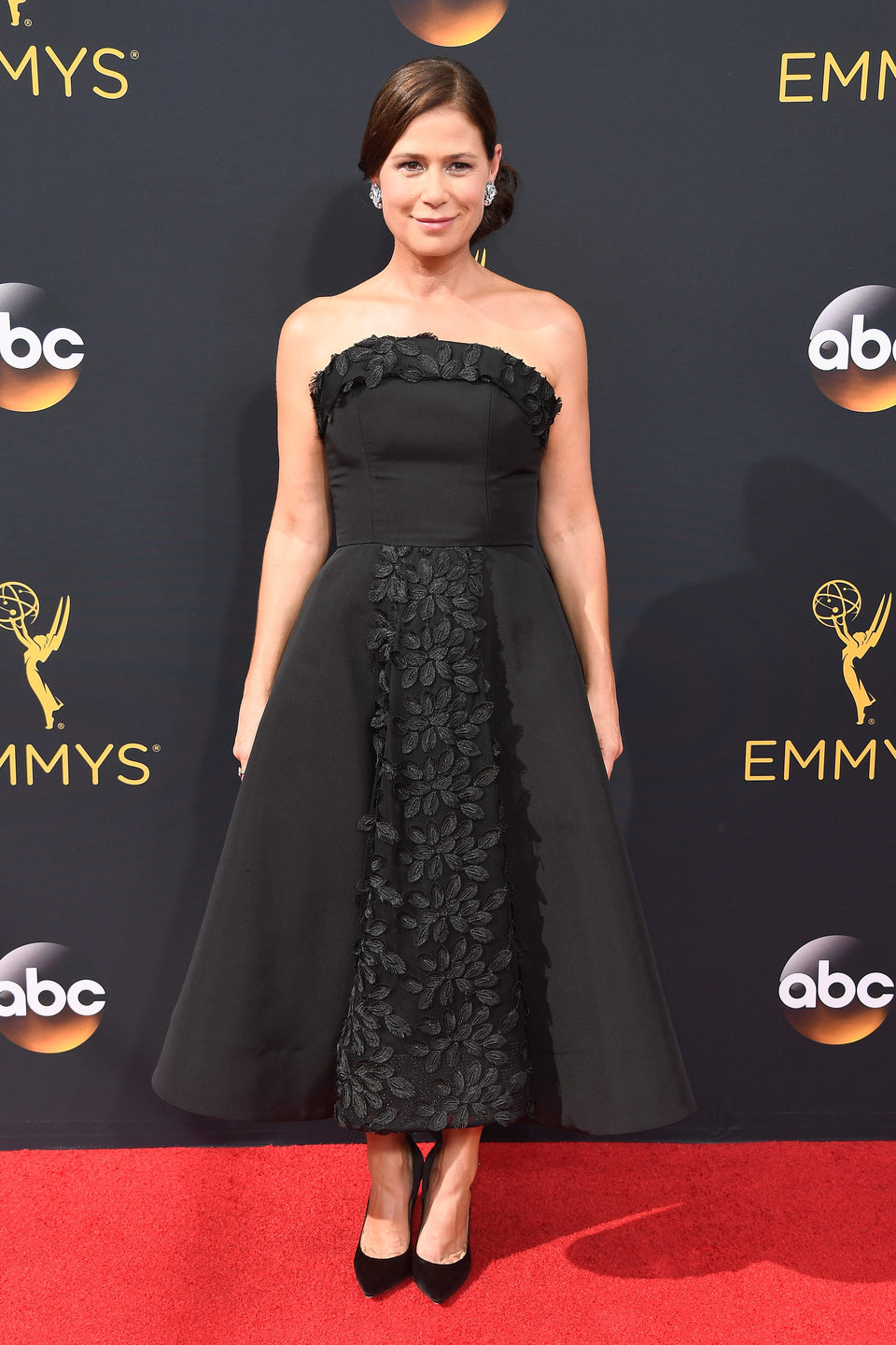 Maura Tierney at the Emmys 2016 red carpet