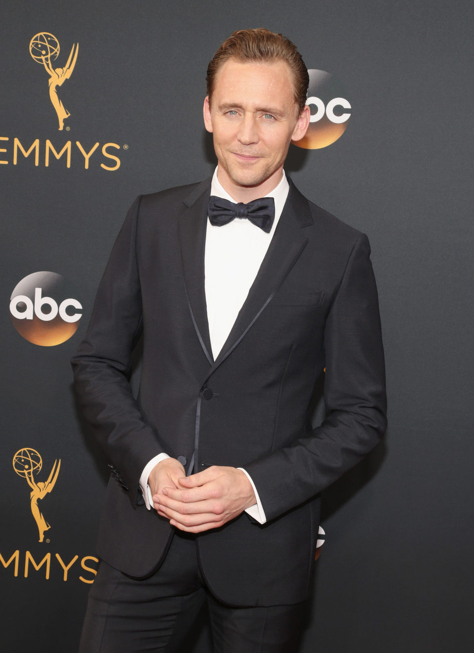 Tom Hiddleston at Emmy 2016 red carpet