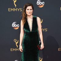 Kathryn Hahn at Emmys 2016 red carpet