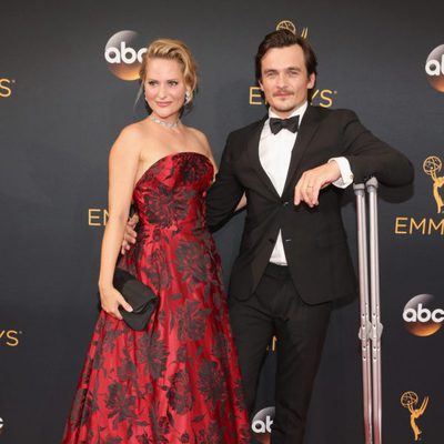 Rupert Friend and Aimee Mullins at Emmys 2016 red carpet