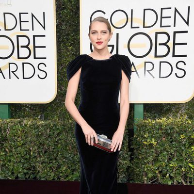 Teresa Palmer at Golden Globes 2017 red carpet