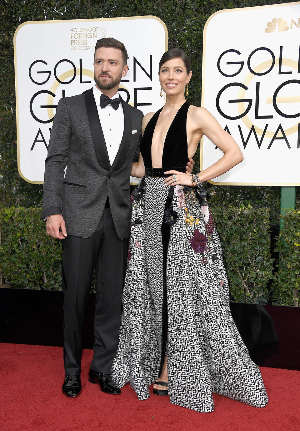 Justin Timberlake, Jessica Biel at the 2017 Golden Globes red carpet