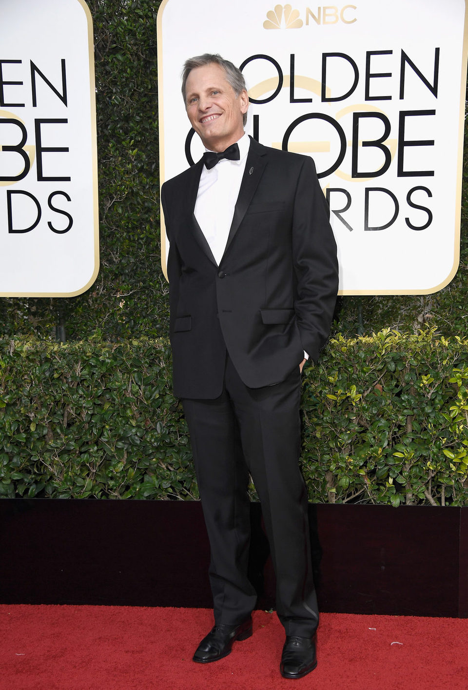 Viggo Mortensen at the 2017 Golden Globes red carpet