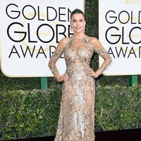 Sofia Vergara at Golden Globes 2017 red carpet