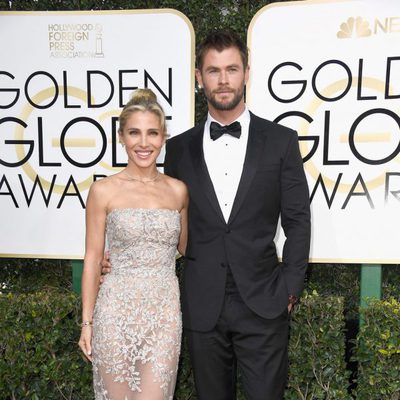 Elsa Pataky and Chris Hemsworth at Golden Globes 2017 red carpet