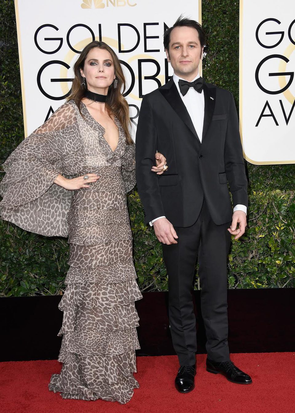 Matthew Rhys and Keri Russell at Golden Globes 2017 red carpet